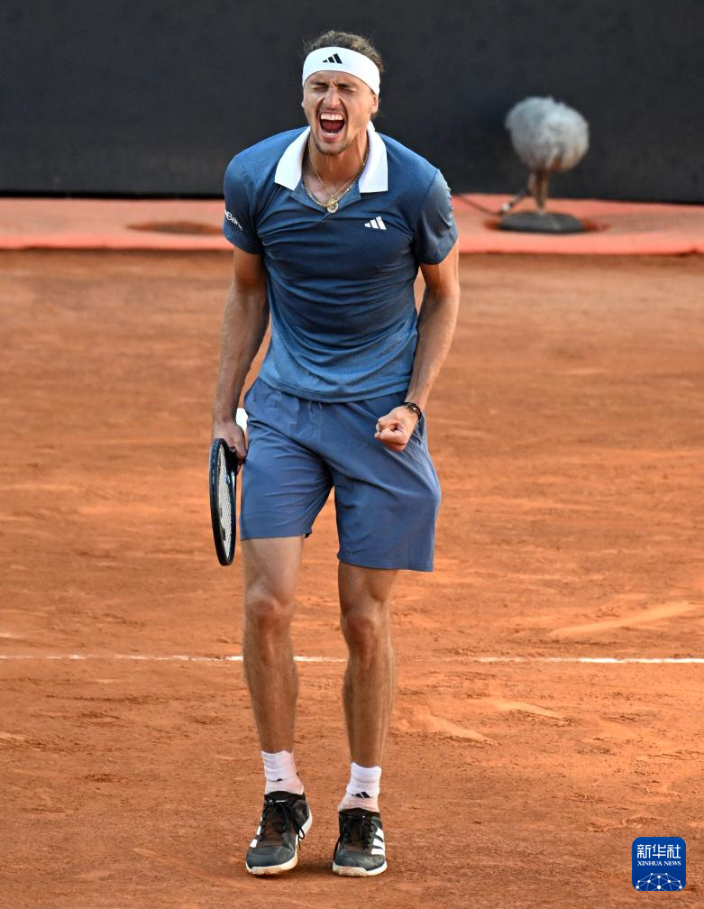 开云体育官方网站-美网碾压拉沃尔杯，兹维列夫关键制胜