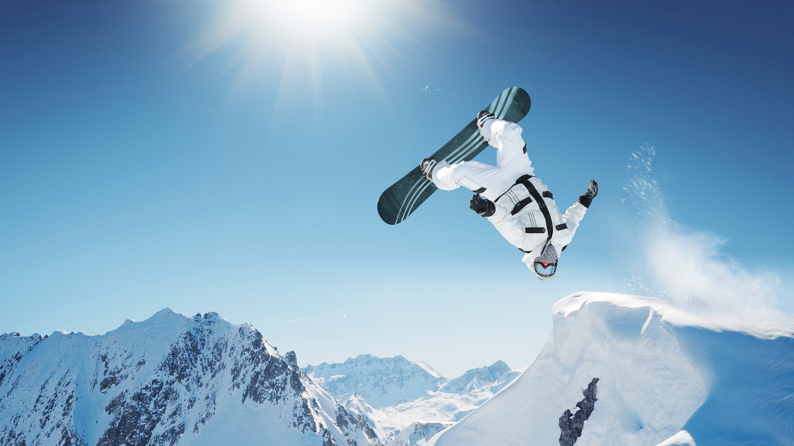 开云体育APP下载-拉文一剑封喉，雄鹿用窒息式得分浪潮淹没凯尔特人  第2张